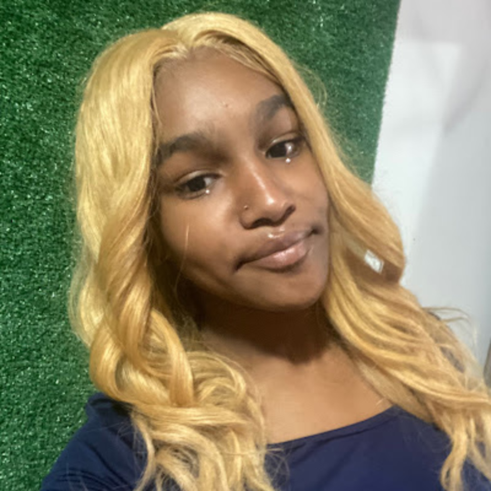 Meet your Posher, Kayitsallaboutkay